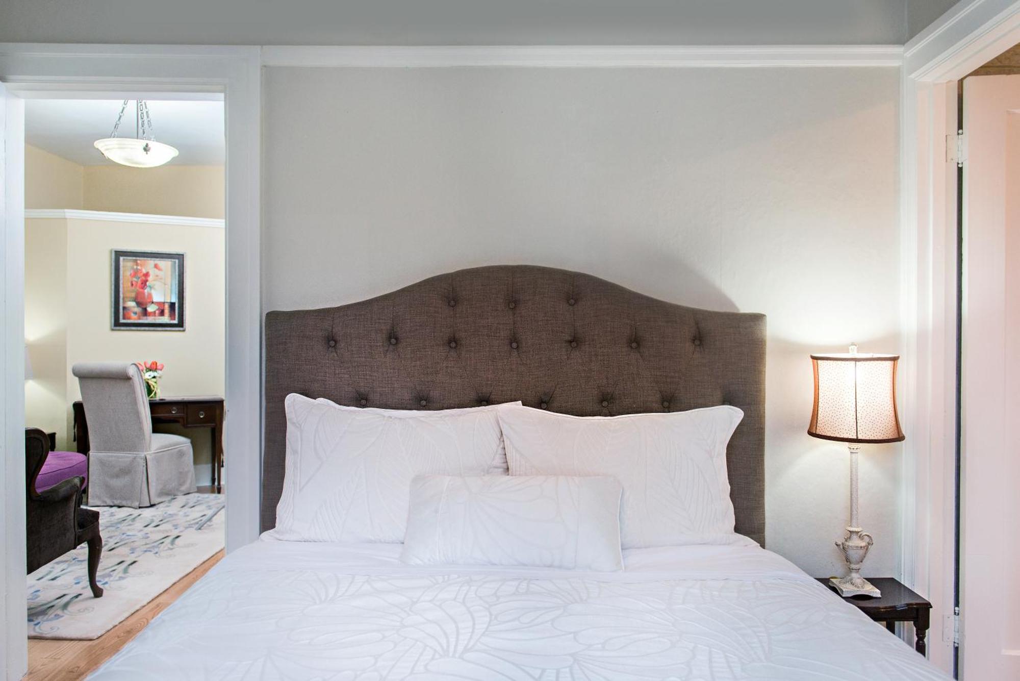 The Craigmyle Inn Victoria Room photo