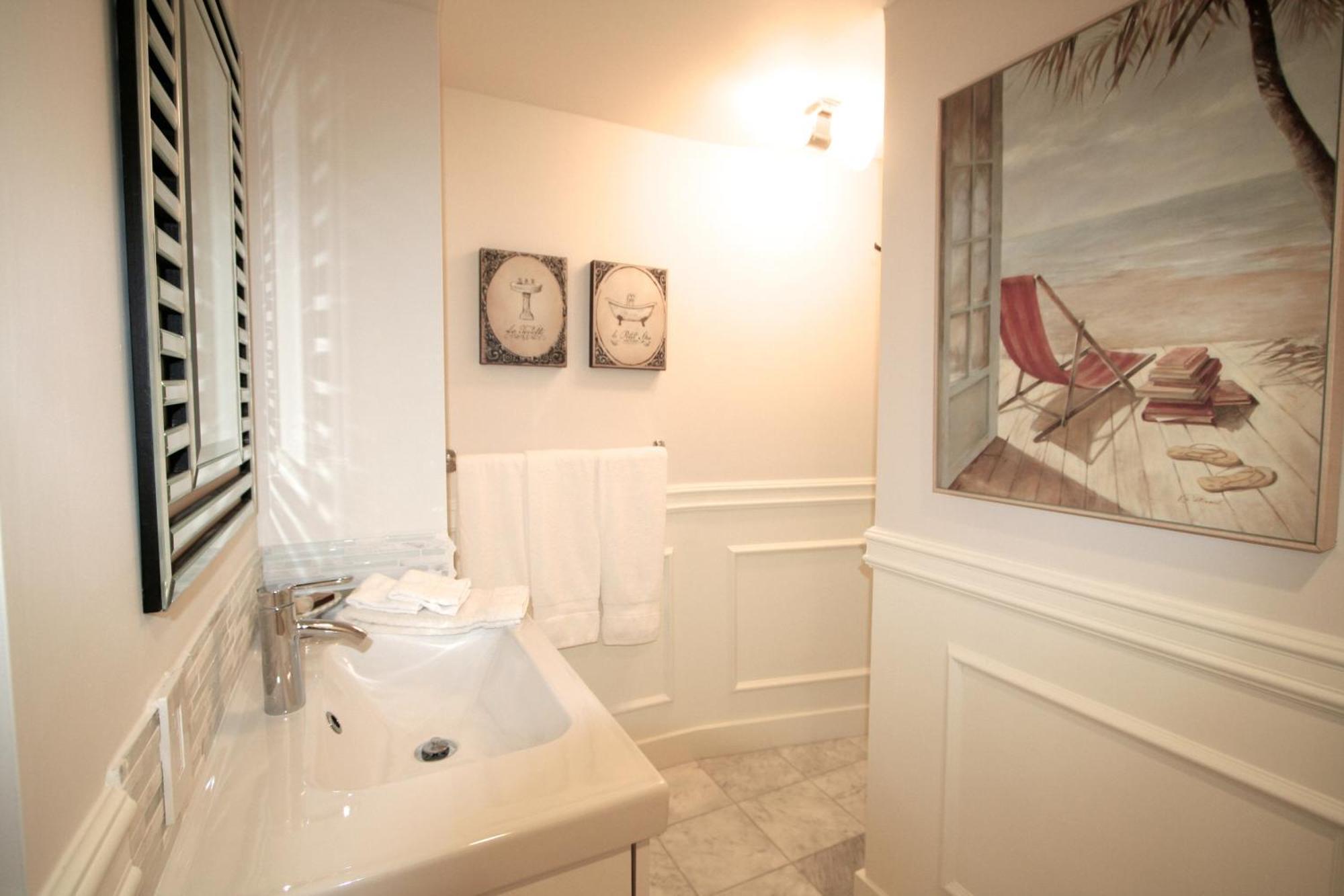The Craigmyle Inn Victoria Room photo