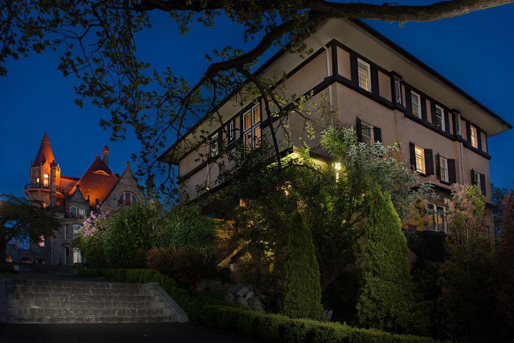 The Craigmyle Inn Victoria Exterior photo